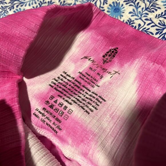 Free People • Movement High-Rise 7/8 Good Karma Tie-Dye Leggings - Picture 7 of 8